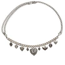 Sch&uuml;rzenschmuck Charivari Herzerl